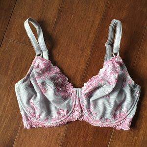 Wacoal 34DDD Full Cup Lace Bra